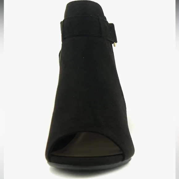 New Women's Cutout Side Strap Mid Black Chunky Heel Fashion Ankle Bootie - Picture 4 of 12